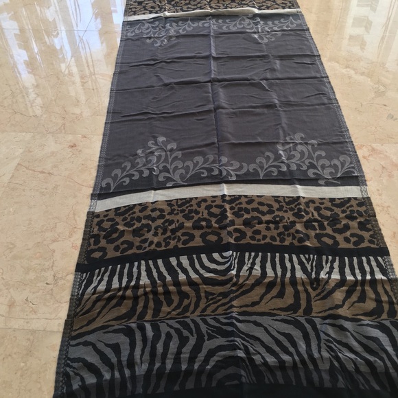 Scarf - Picture 3 of 3